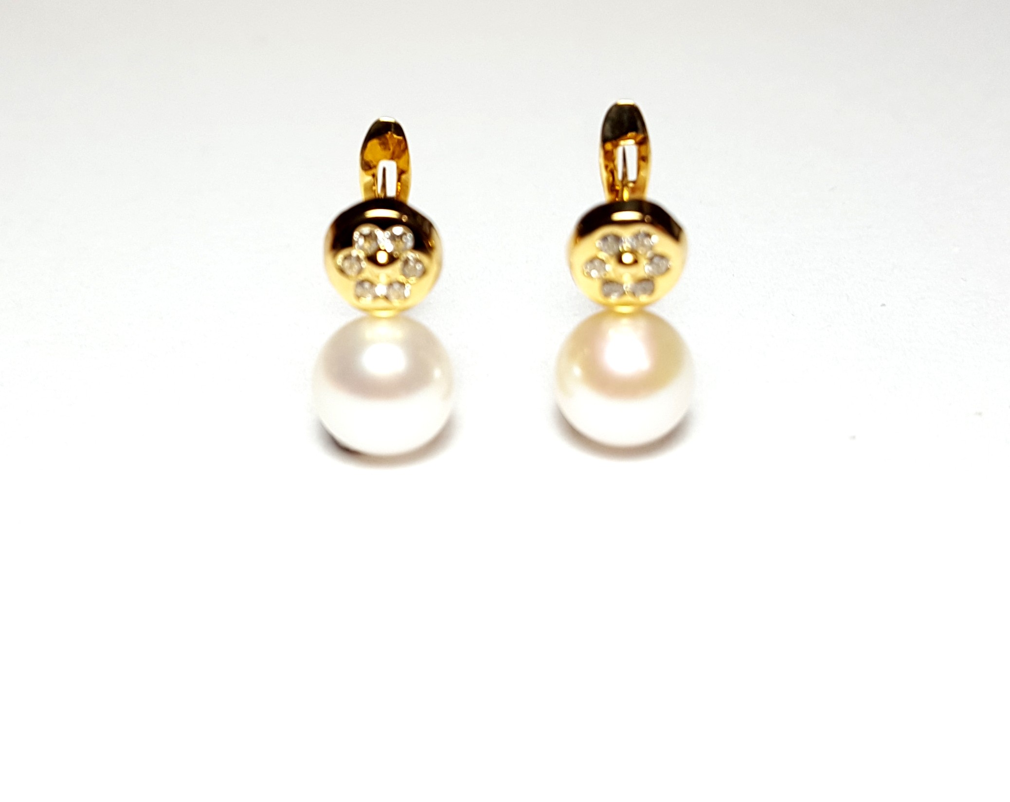 Pendientes de circonitas y perla en oro 18K