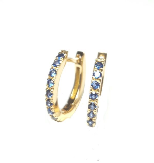 Pendientes con zafiros azules en oro 18K