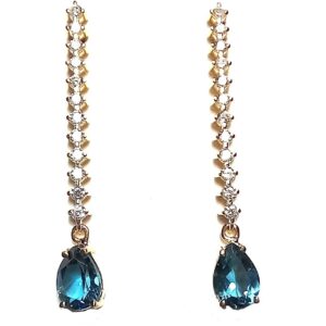 Pendientes de circonitas y London Blue en oro 18 K